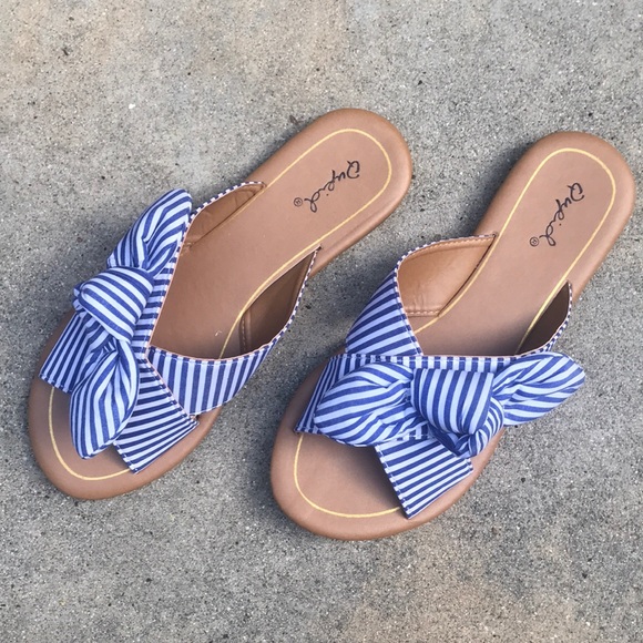 Shoes - LAST PAIR SIZE 7 Stripped blue/white Slide